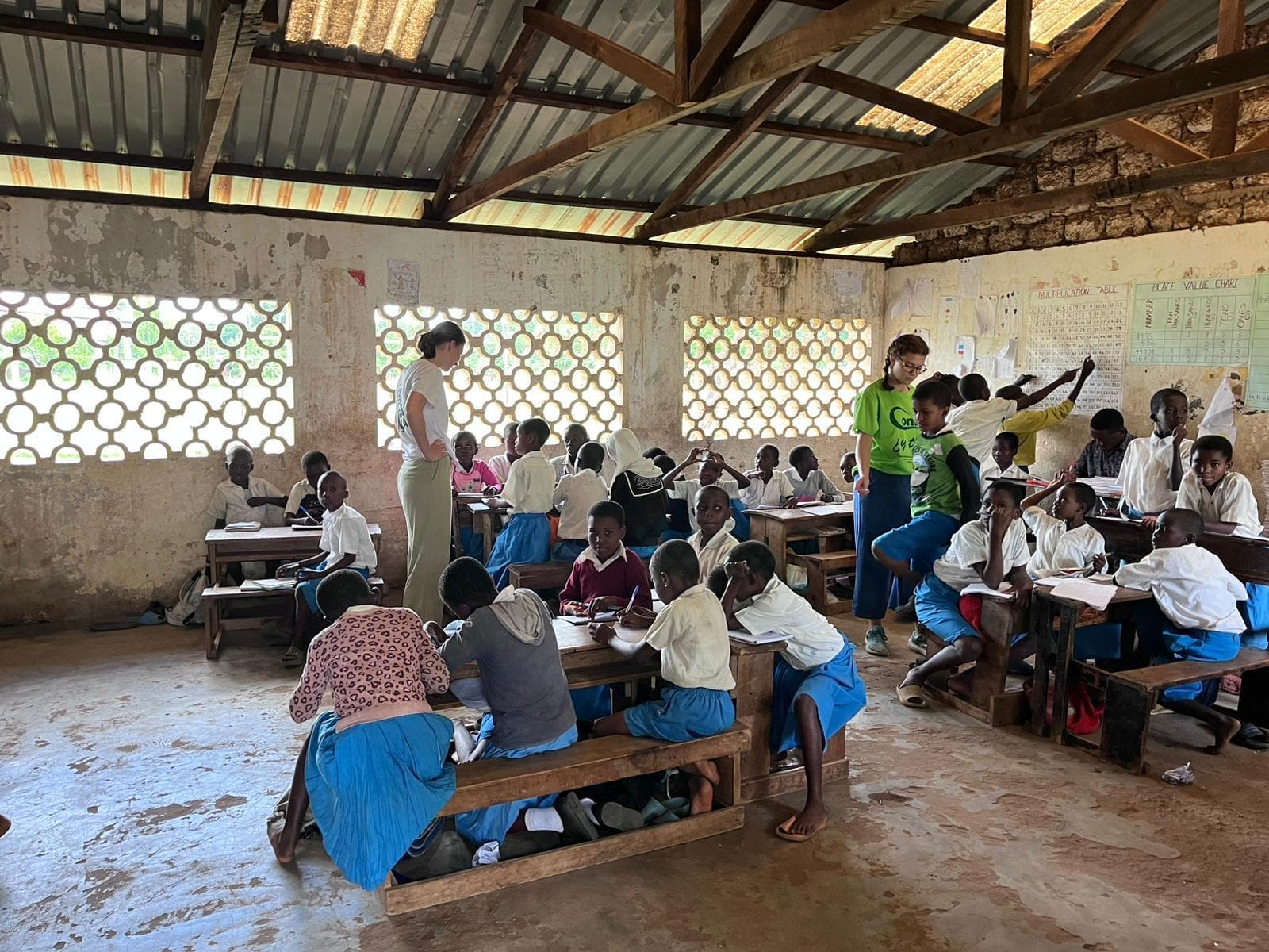 Estudiantes de Shariani Primary School, Kilifi, Kenia